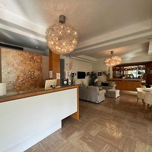 Hotel Mon Pays
